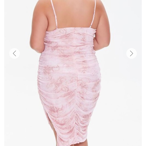 Plus Size Cloud Wash Ruched Bodycon Dress - Picture 4 of 4